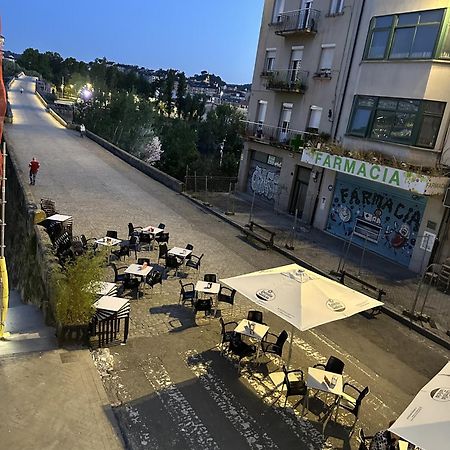 Apartamento Puente Romano Оуренсе Екстериор снимка