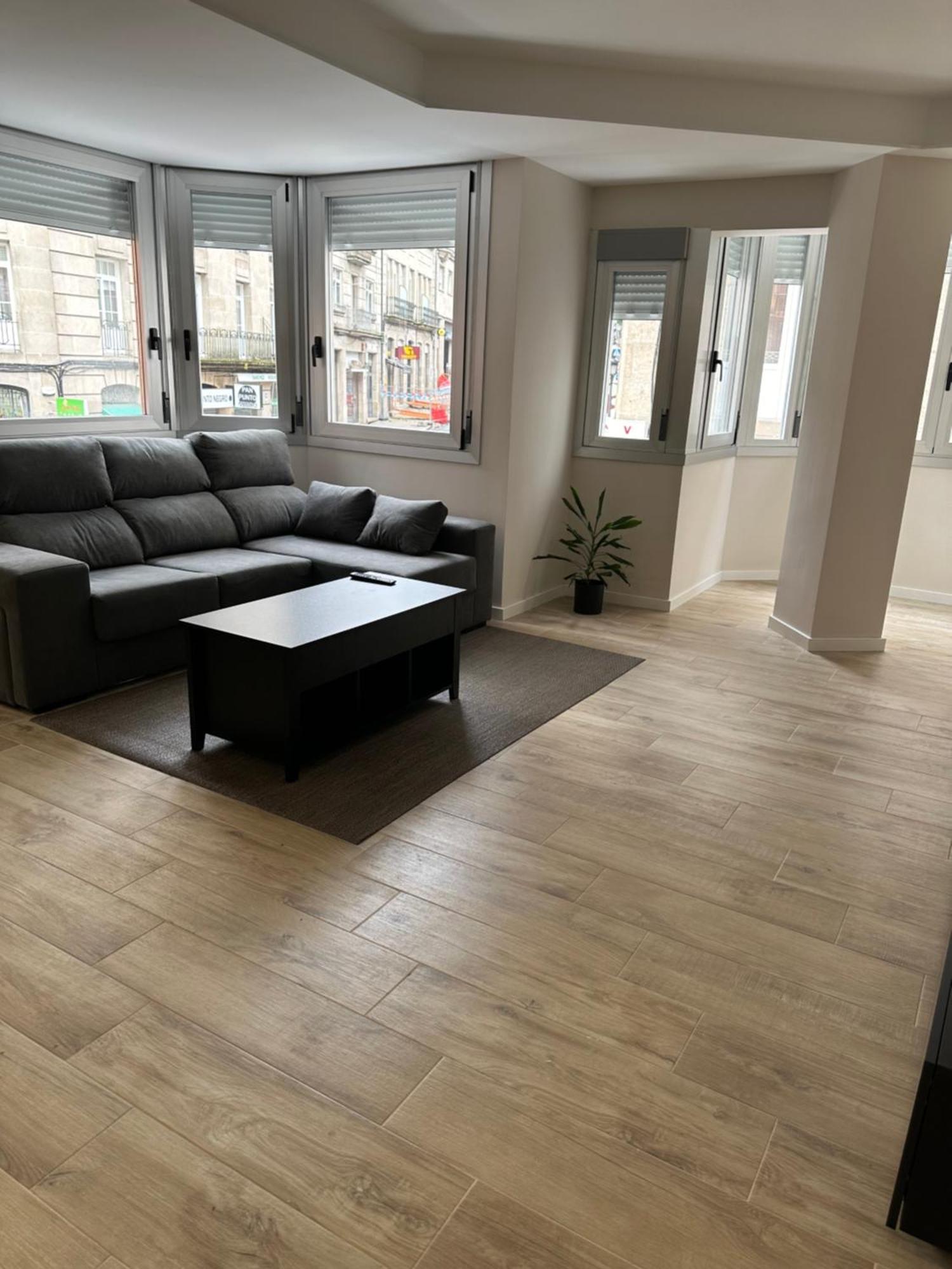 Apartamento Puente Romano Оуренсе Екстериор снимка